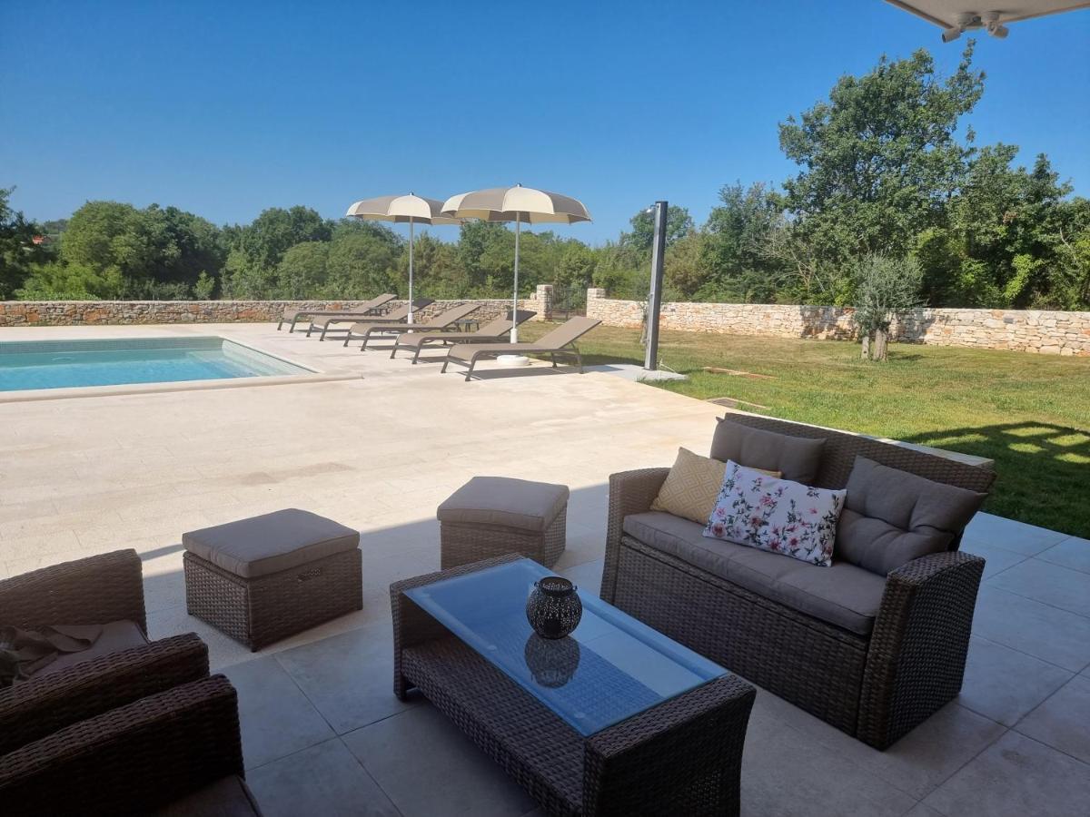 Luxury Villa Serena 2022 - With Heated Pool Cukrici Eksteriør bilde