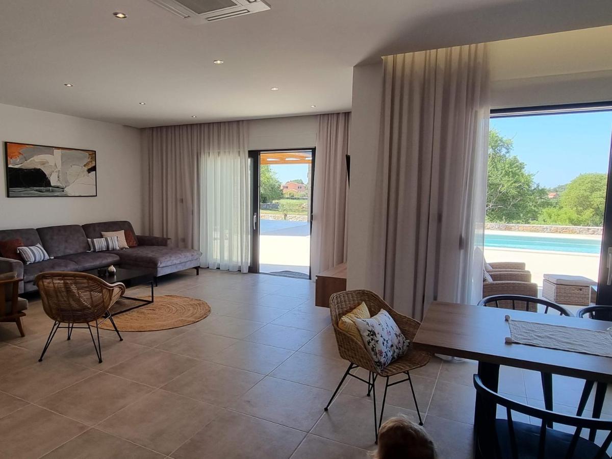 Luxury Villa Serena 2022 - With Heated Pool Cukrici Eksteriør bilde