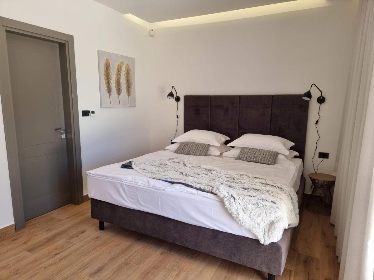 Luxury Villa Serena 2022 - With Heated Pool Cukrici Eksteriør bilde