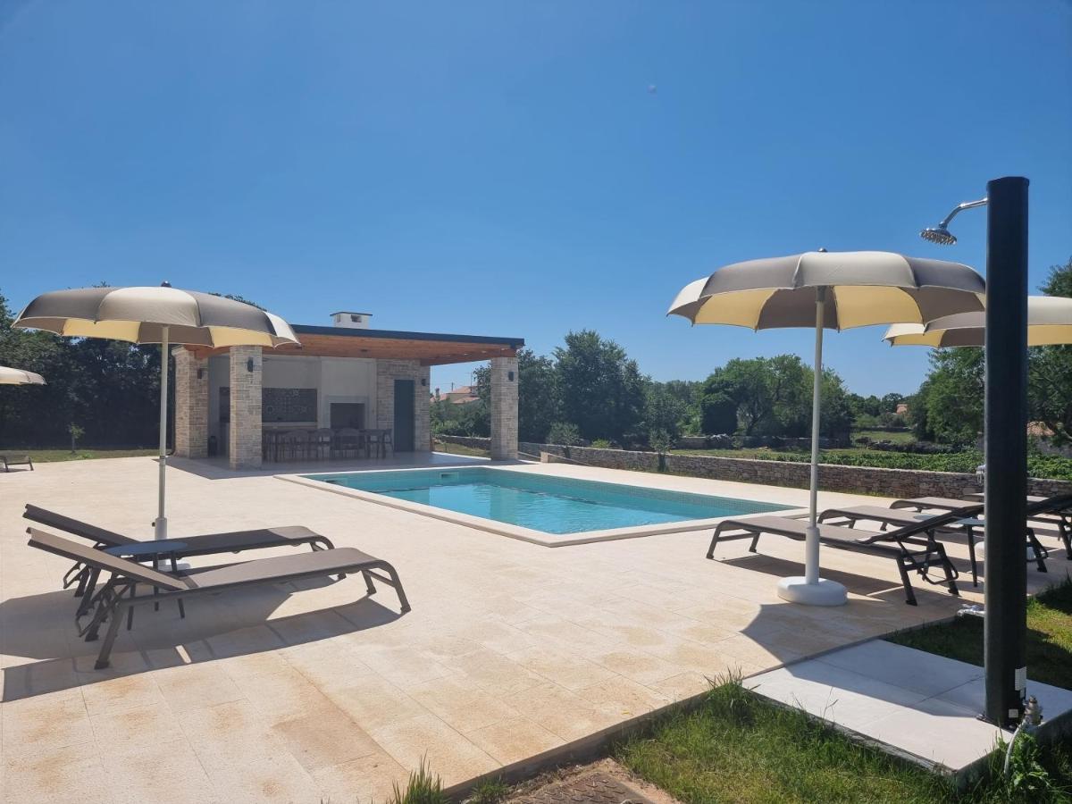 Luxury Villa Serena 2022 - With Heated Pool Cukrici Eksteriør bilde