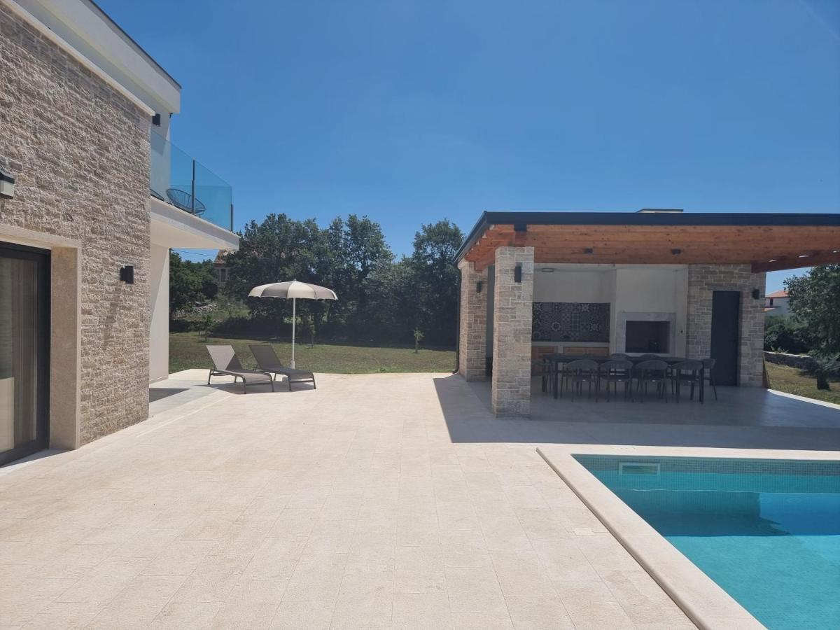 Luxury Villa Serena 2022 - With Heated Pool Cukrici Eksteriør bilde