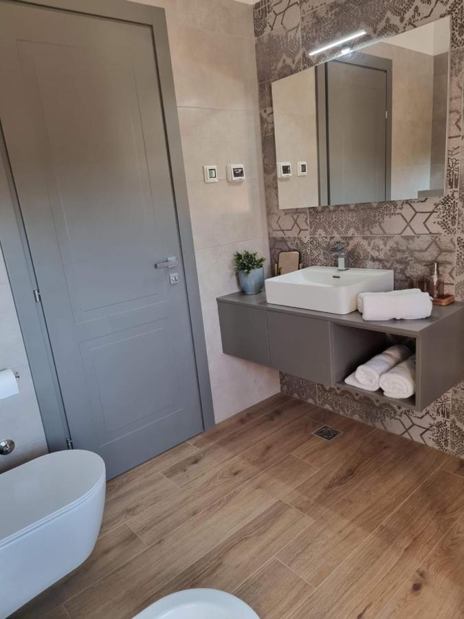 Luxury Villa Serena 2022 - With Heated Pool Cukrici Eksteriør bilde