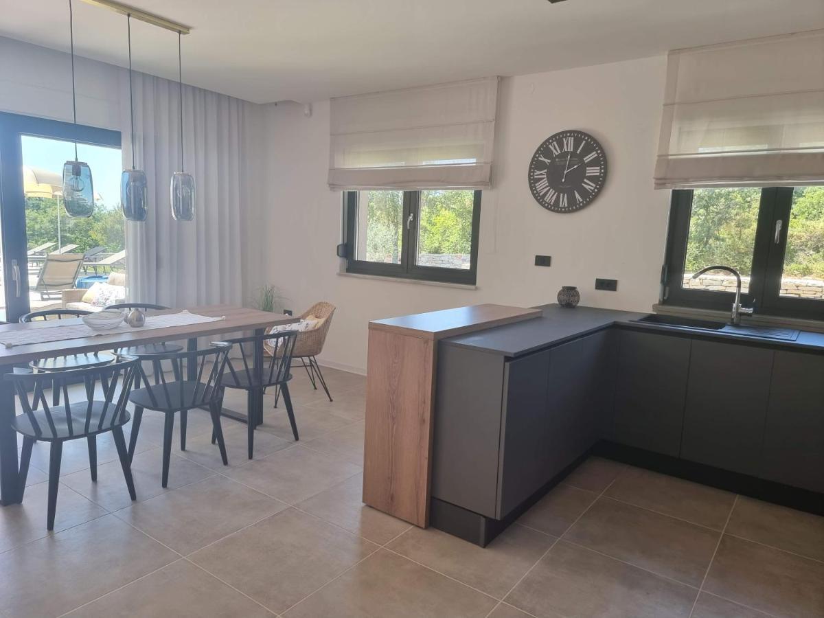 Luxury Villa Serena 2022 - With Heated Pool Cukrici Eksteriør bilde